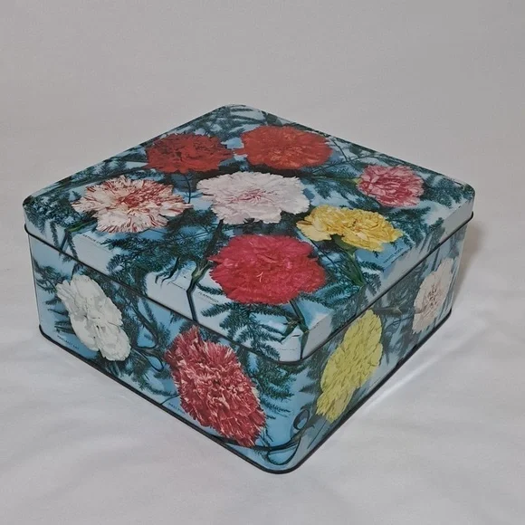 RARE Carr’s of England Floral Tin 💐 | Vintage Cookie Box | Hood-Cottagecore - Picture 1 of 12